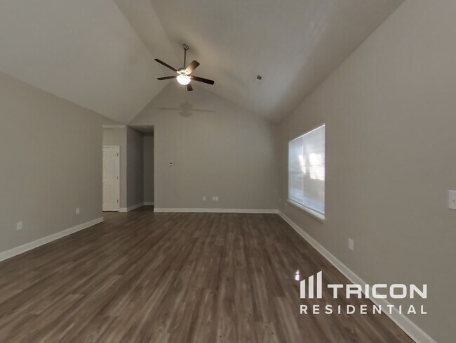 Photo - 362 Olde North Church Dr