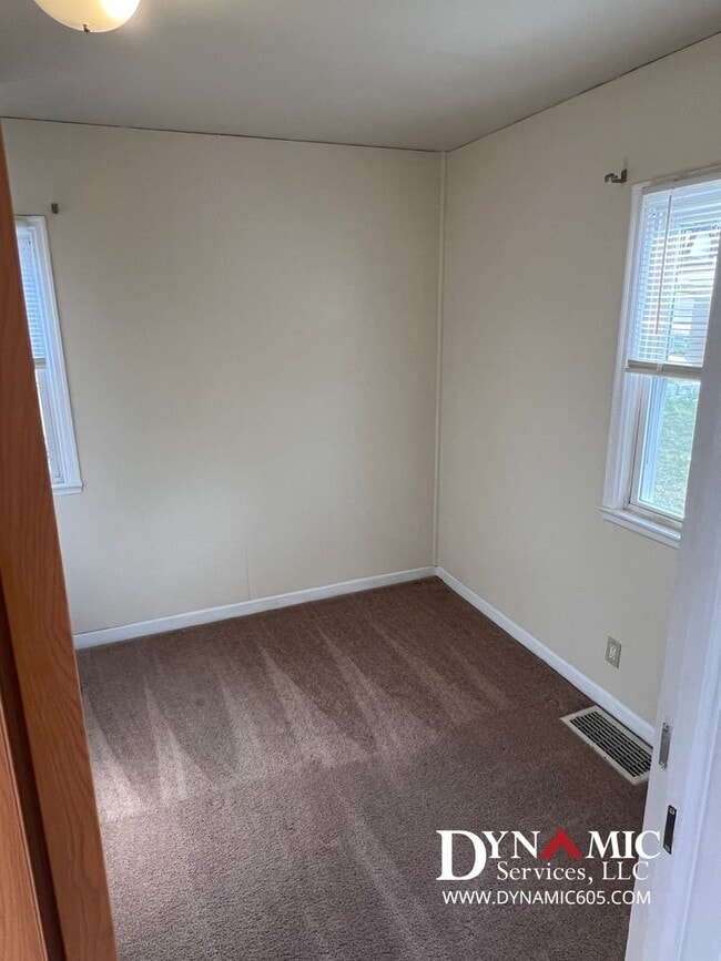 Photo - 403 S Wayland Ave Unidad Apt. 1