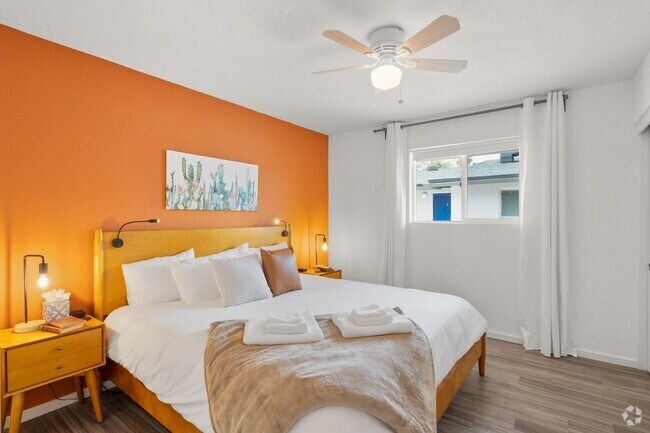 Building Photo - Charming 2BR Home with Private Backyard - ... Unit 1