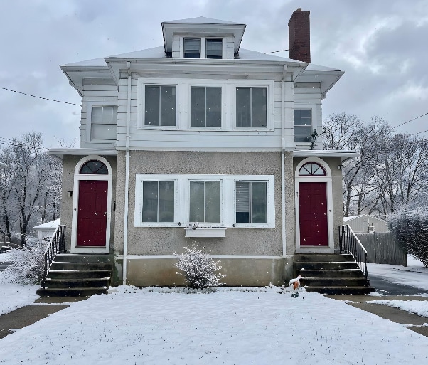 Photo - 62 Quaker Ln S