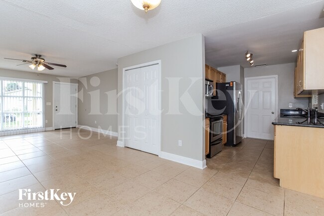 Photo - 11107 Finchley Pl