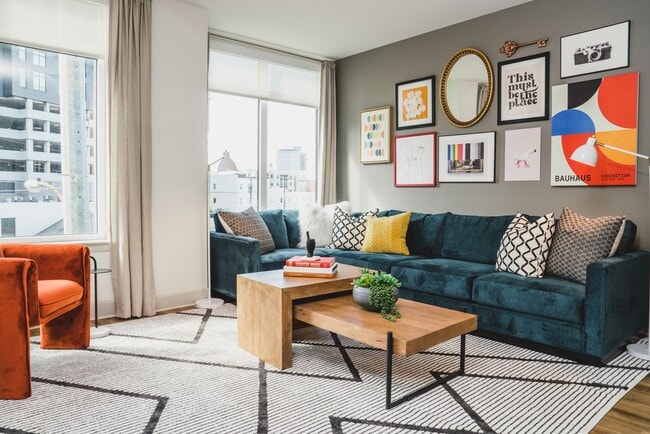Studio, 1-, 2-, and 3-bedroom apartments with den layouts available