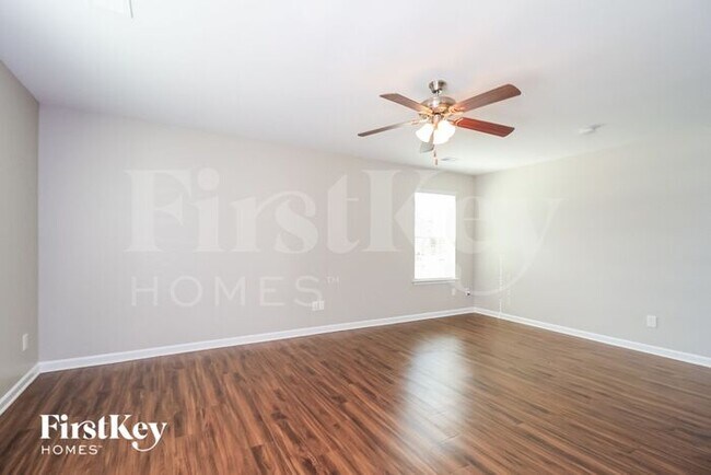 Photo - 247 Sawyer Ln