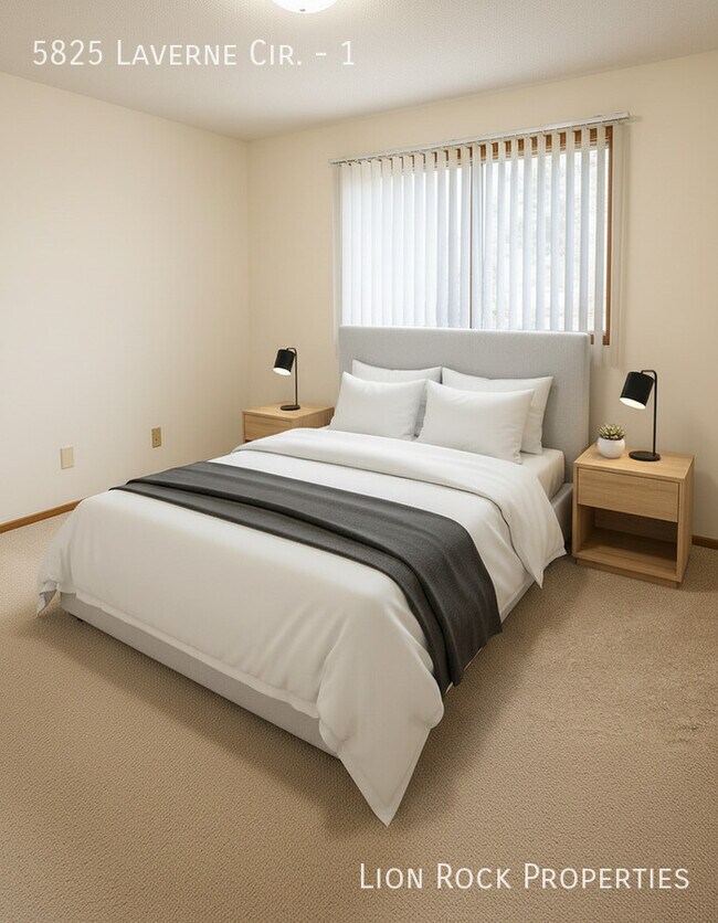 Photo - 5825 Laverne Cir N Unit 1