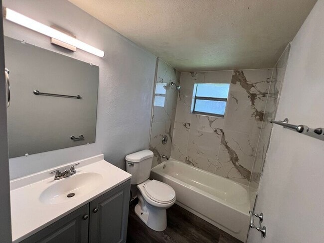 9318 Eastfield Rd Unit A