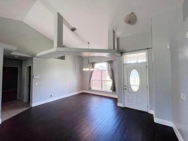 Photo - 6719 Marlin St