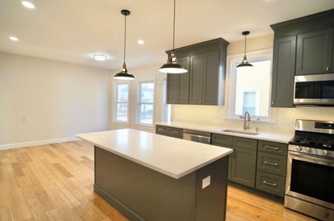 Photo - 75 Wareham St Unit 1