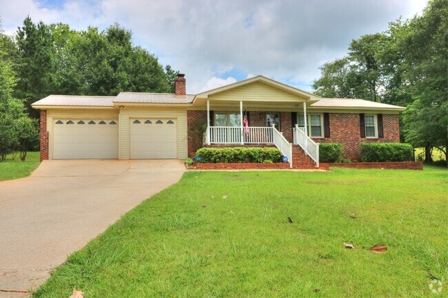 Building Photo - Brandy Lane Rental