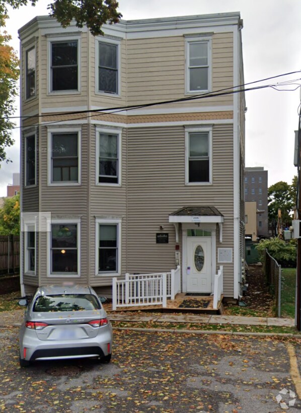 Building Photo - 9 Gardner Ter Unit 1 Rental