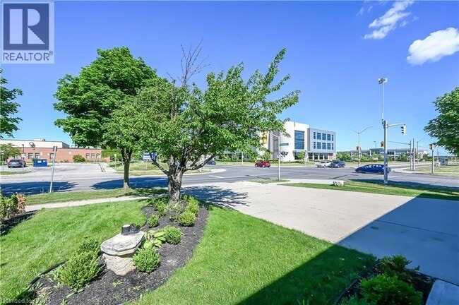 Photo - 296 Winterberry Dr