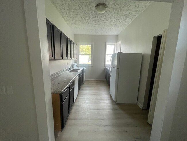 Photo - Jones Rentals (914 N. 40th St.) Unidad #1