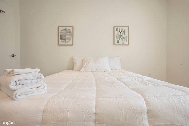 Photo - 1321 I St NE