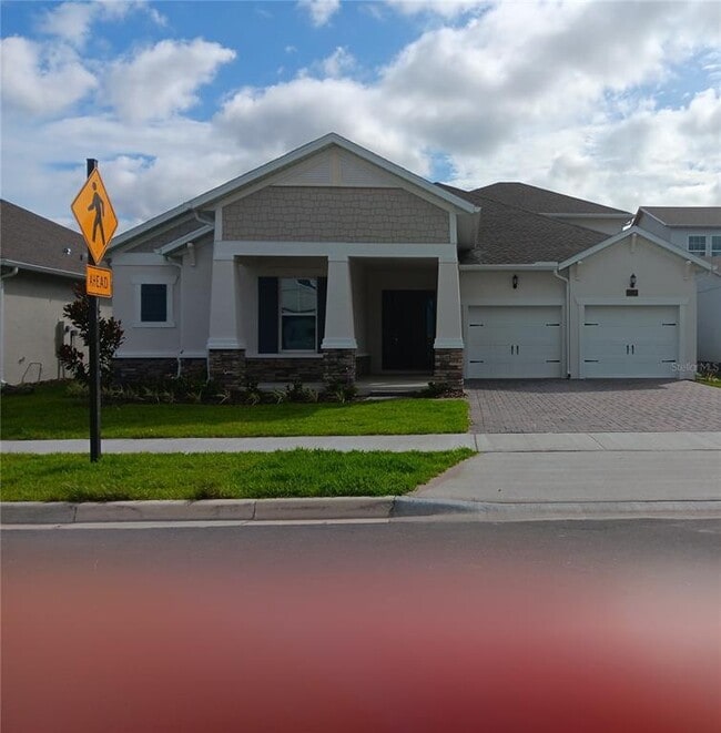 Photo - 18730 Planetree St