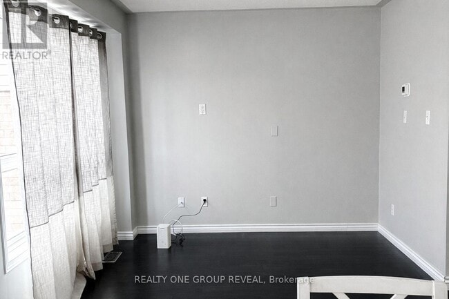 Photo - 47 Cornish Dr