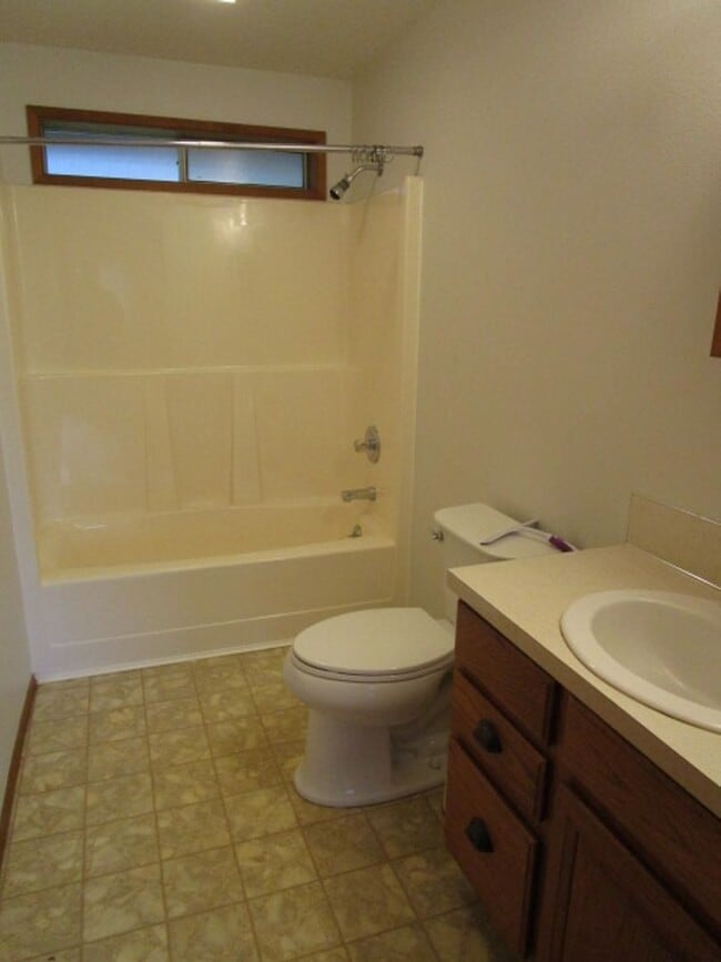 Photo - 25512 Minkler Rd
