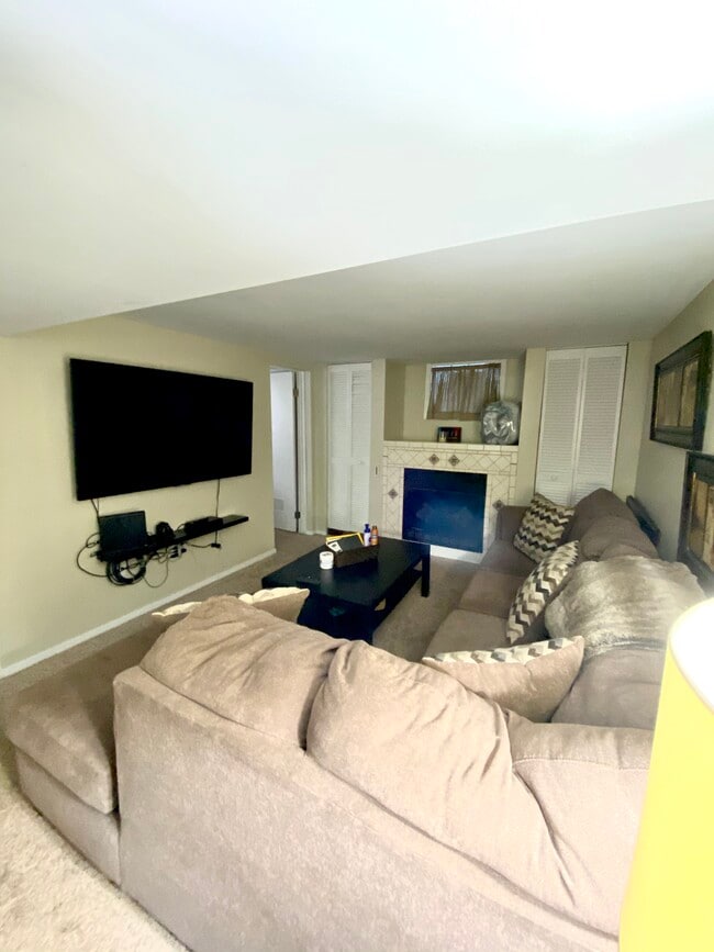 Photo - 1829 Duncan Ave Unit 1