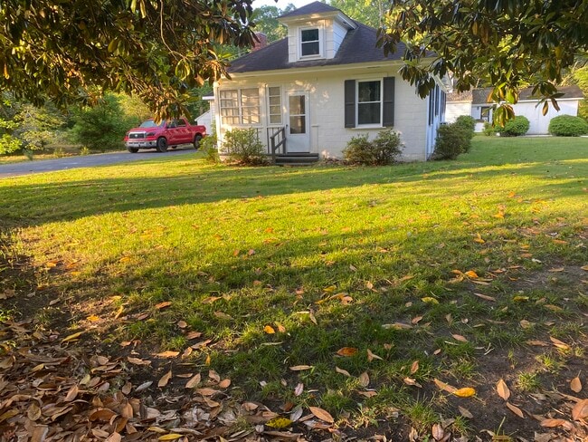 Photo - 57 Irvinville Ln House