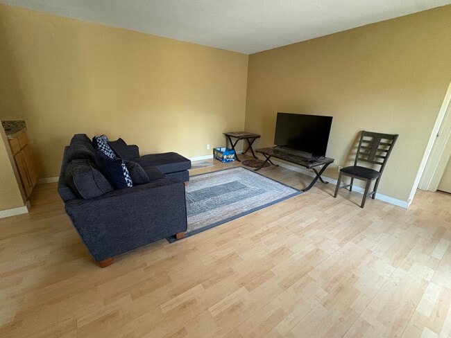Photo - 4777 Cedar Springs Rd Unit 6E