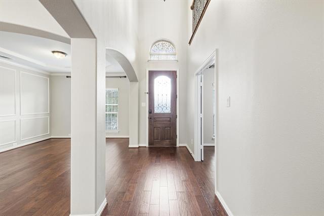 Photo - 12516 Maplecrest Dr