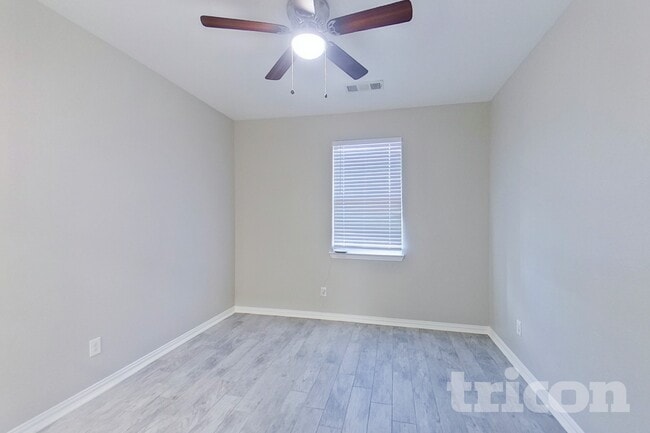 Photo - 224 Iron Ore Trail