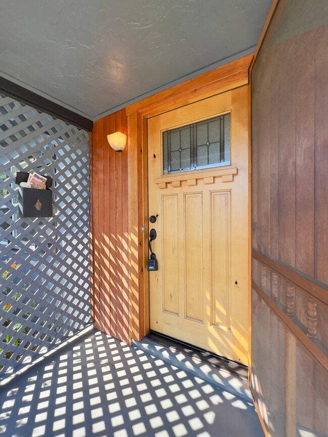 Photo - MON301 Unidad Main House