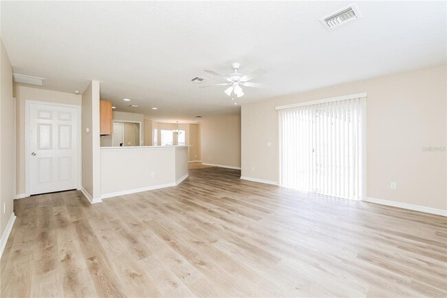Photo - 480 Danube Dr