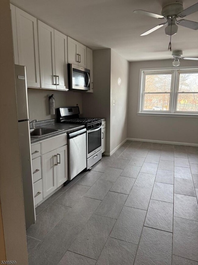 Photo - 357 Franklin St