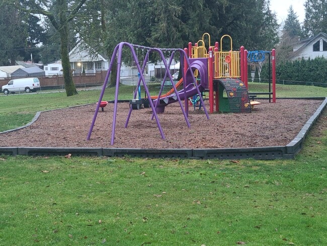 Building Photo - 20324 Hampton St