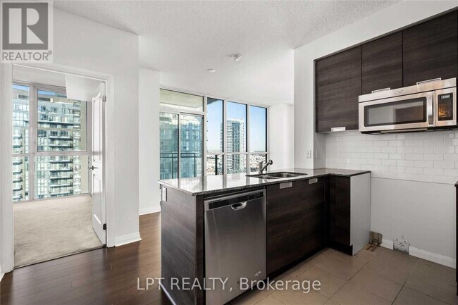 Photo - 75 Eglinton Ave W Unit 1809