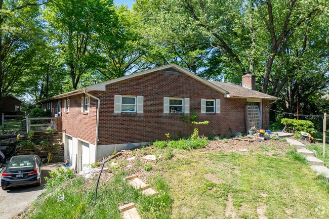 Photo - Riverview Village Apartments