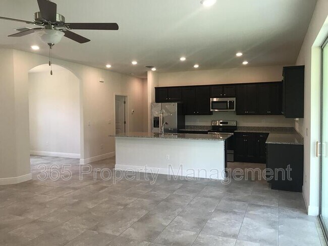 Photo - 3044 S Haberland Blvd