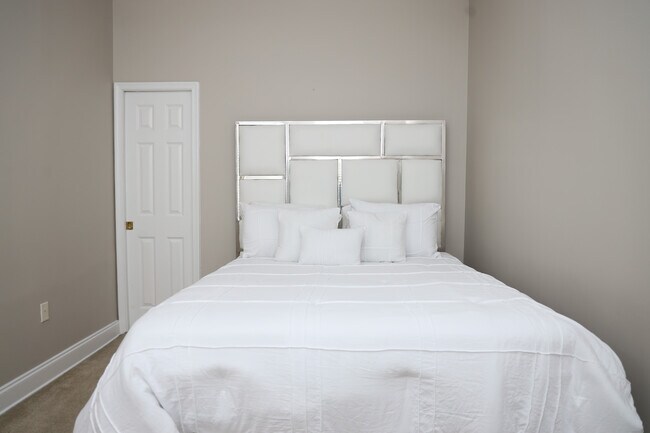 Photo - 2008 3rd Ave N Unidad Watts Tower