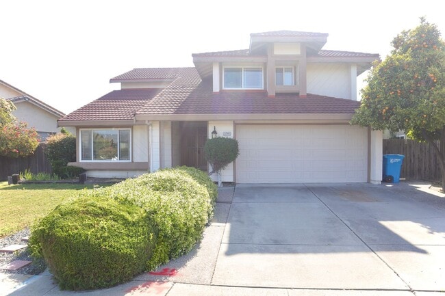 Large 5-bedroom 3-bathroom Home in Union C... - Large 5-bedroom 3-bathroom Home in Union C...