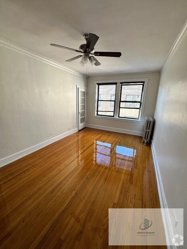 Building Photo - 4055 N Elston Ave Unit 4055-2B Rental