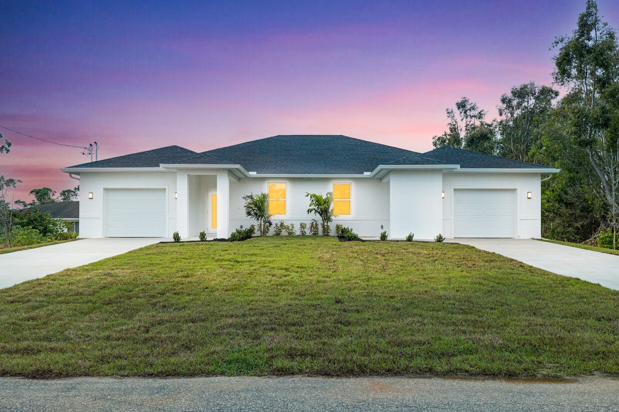 Photo - 4717 14th St SW (Lehigh Acres, FL)