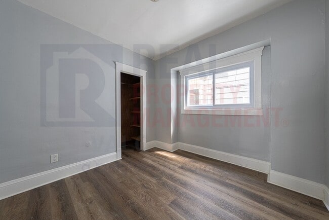 Photo - 2040 W 103rd St Unit Lower