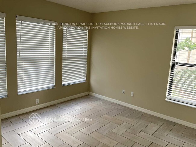 Photo - 1011 Surge Ct