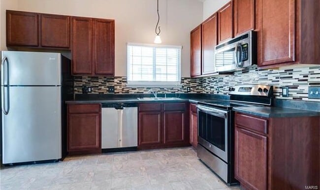 Photo - 428 Ramblewood Way