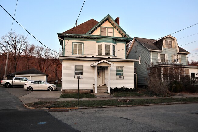 Photo - 602 2nd St Unit D