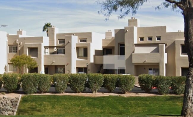 Building Photo - 11260 N 92nd St Rental