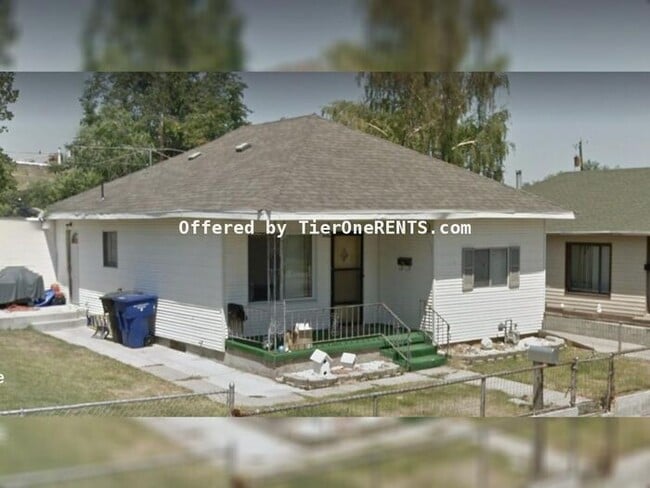 Building Photo - NO DEPOSIT option available for qualified renters