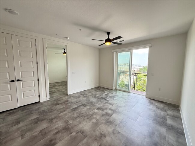 Photo - 2520 Washington Ave Unit C1-321