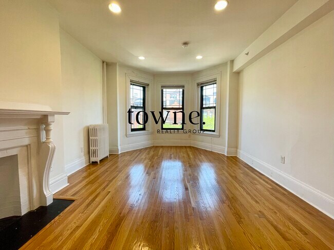 Photo - 268 Newbury St Unidad 270-7