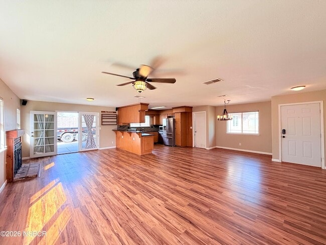 Photo - 4031 Hillview Rd