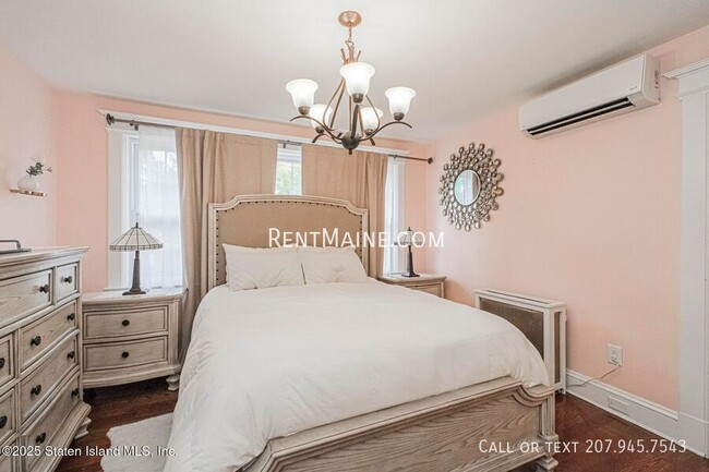 Photo - 349 College Ave