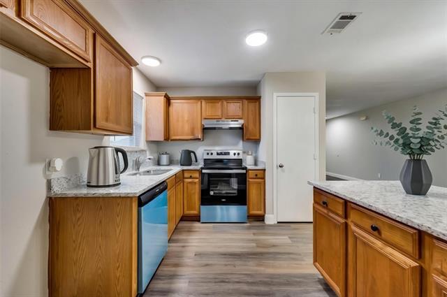 Photo - 548 Asbury Dr