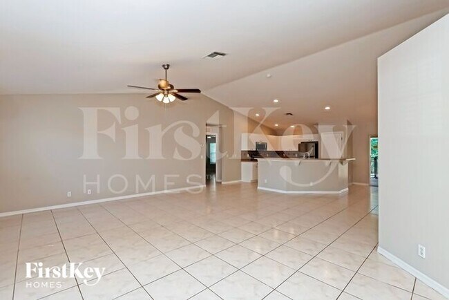 Photo - 644 Dauphine Ave S