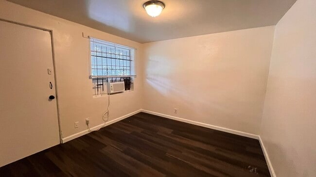 Photo - 2217 W 39th-