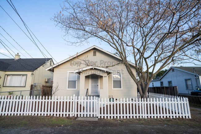 Building Photo - 1884 N 5th St Unit N. 5th Street 1884 #A