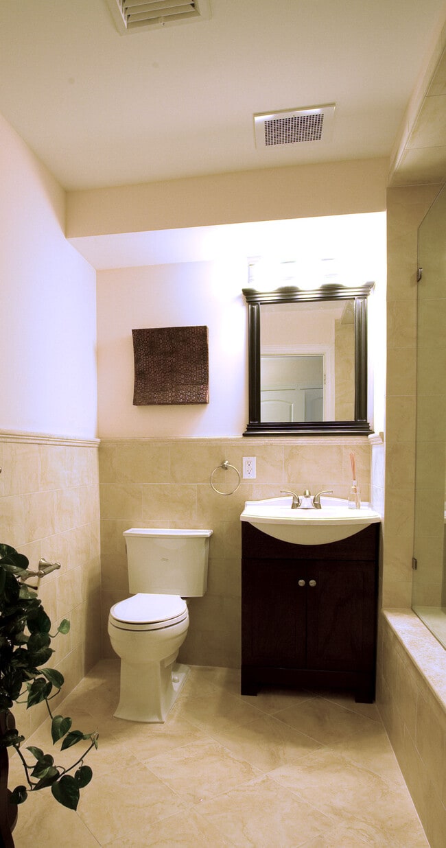 Photo - 124 68th St Unit 101